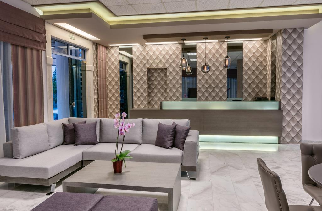 Ariadne Aparthotel