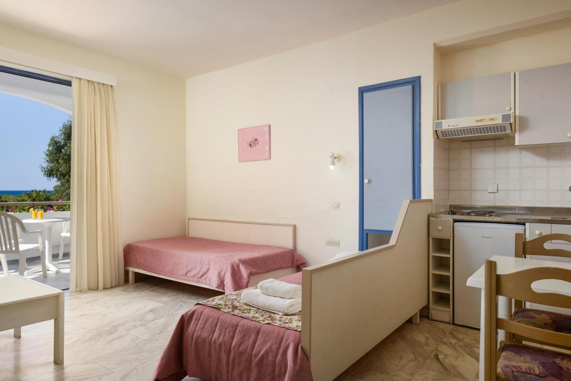 Ariadne Aparthotel